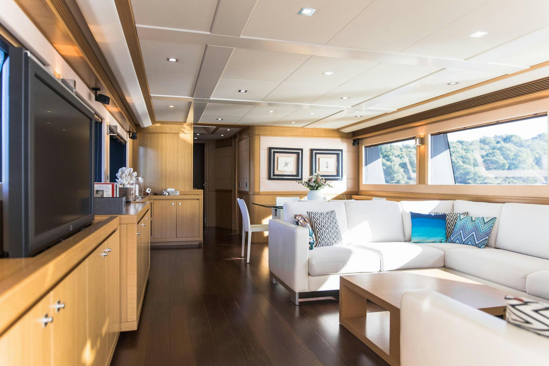 Interior Navetta 26 image 27